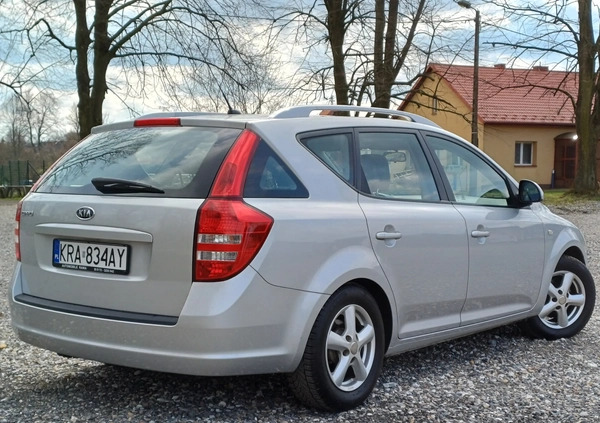 Kia Ceed cena 20900 przebieg: 158000, rok produkcji 2009 z Recz małe 326